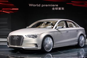 
Image Design Extérieur - Audi A3 E-Tron Concept
 