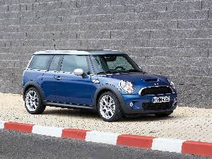 MINI_CLUBMAN_OUT_02
