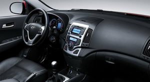
Hyundai i30 (2008). Intérieur Image2
 