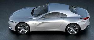 
Vue de profil et du dessus de la Peugeot SR1. Le profil de ce concept-car est trs quilibr.
 