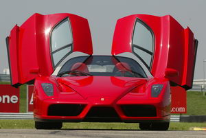 
Ferrari Enzo.Design Extérieur Image9
 