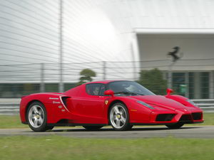 
Ferrari Enzo.Design Extérieur Image23
 