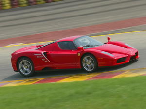 
Ferrari Enzo.Design Extérieur Image31
 