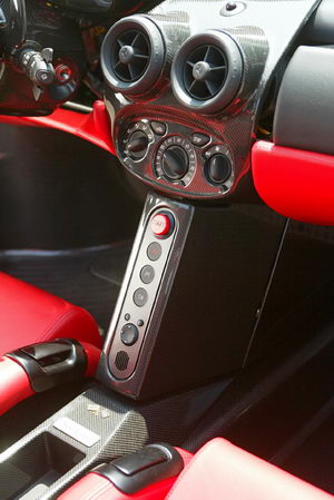 
Image Intrieur - Ferrari Enzo
 
