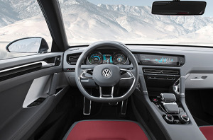 
En mode City, les informations prsentes sur l'instrumentation du VW Cross Coup Concept sont le niveau de charge de la batterie, l'autonomie restante, ainsi qu'un guidage GPS. Le conducteur
 