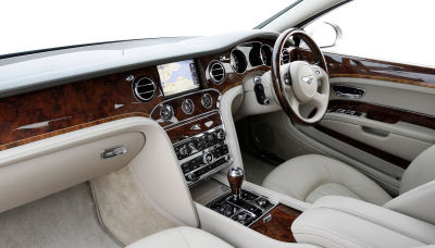 
Dcouvrez l'intrieur de l'Bentley Mulsanne (2010).
 