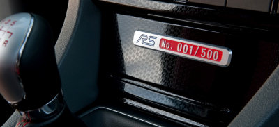
Dcouvrez l'intrieur de la Ford Focus RS500.
 