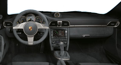 
Découvrez l'intérieur de la Porsche 911 GT3 (2010).
 