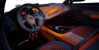 
Description de l'intrieur du concept-car Renault Captur. Cet intrieur est domin par des couleurs oranges, des clairages innovants.
 